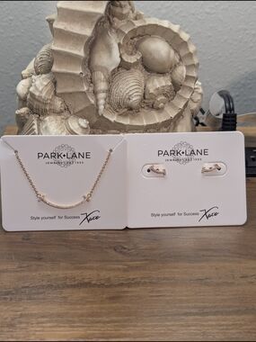 Park Lane Happy Necklace And Earrings Set